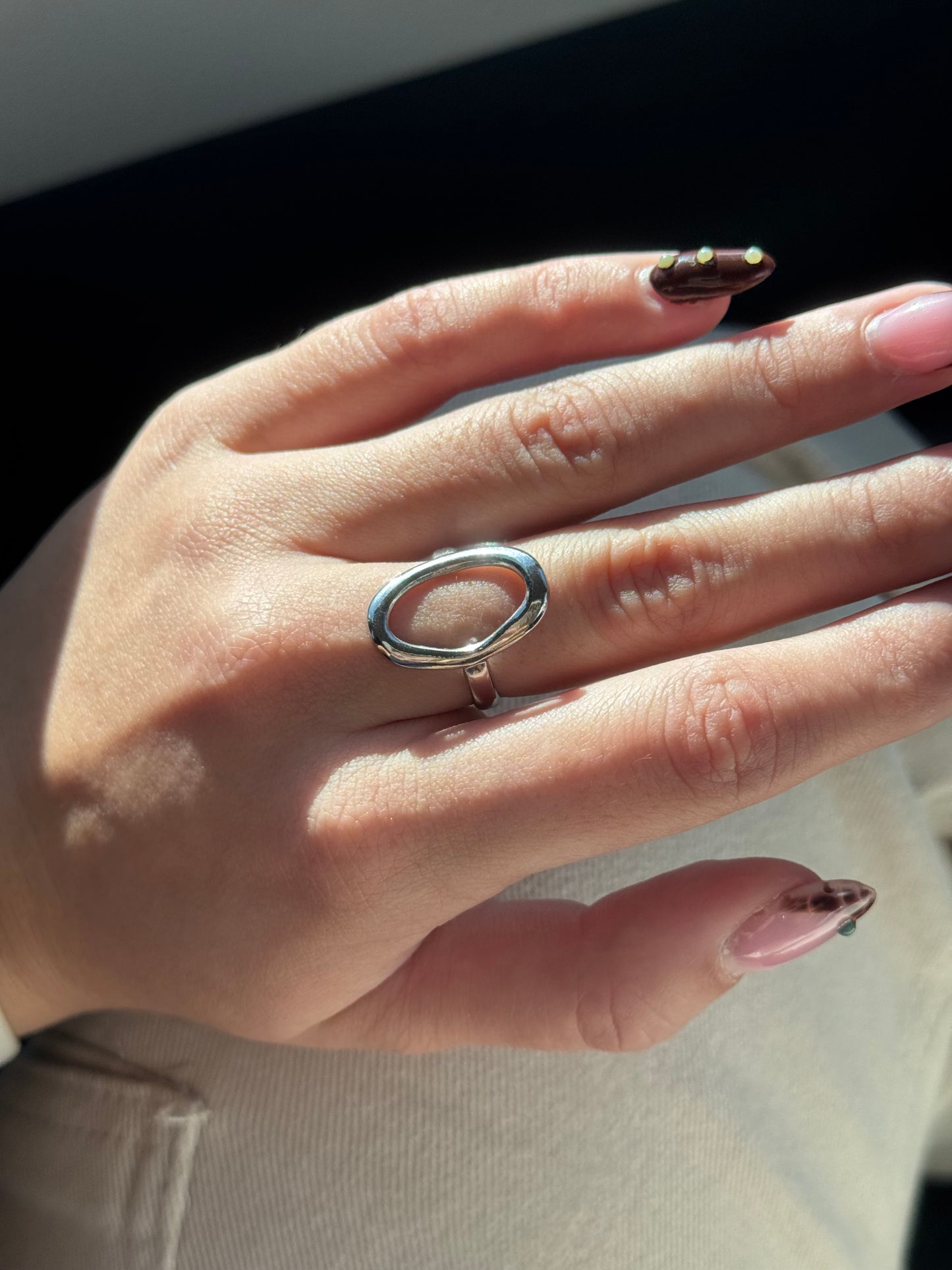 Oval Ring