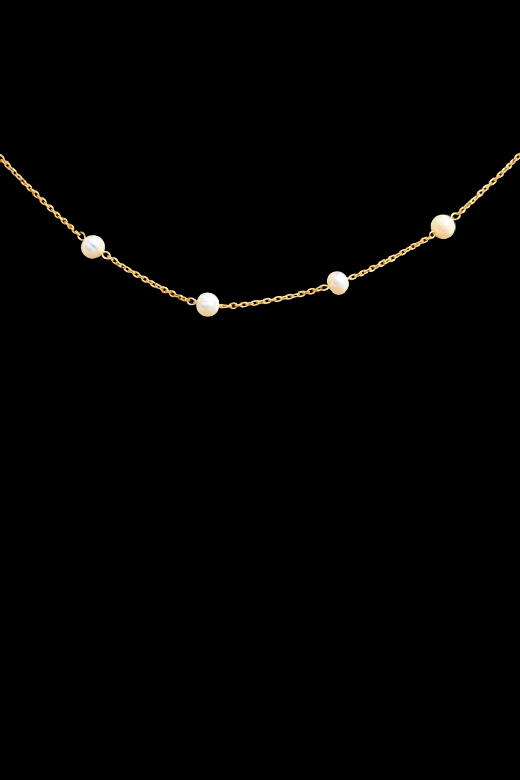 Carina Pearly Necklace