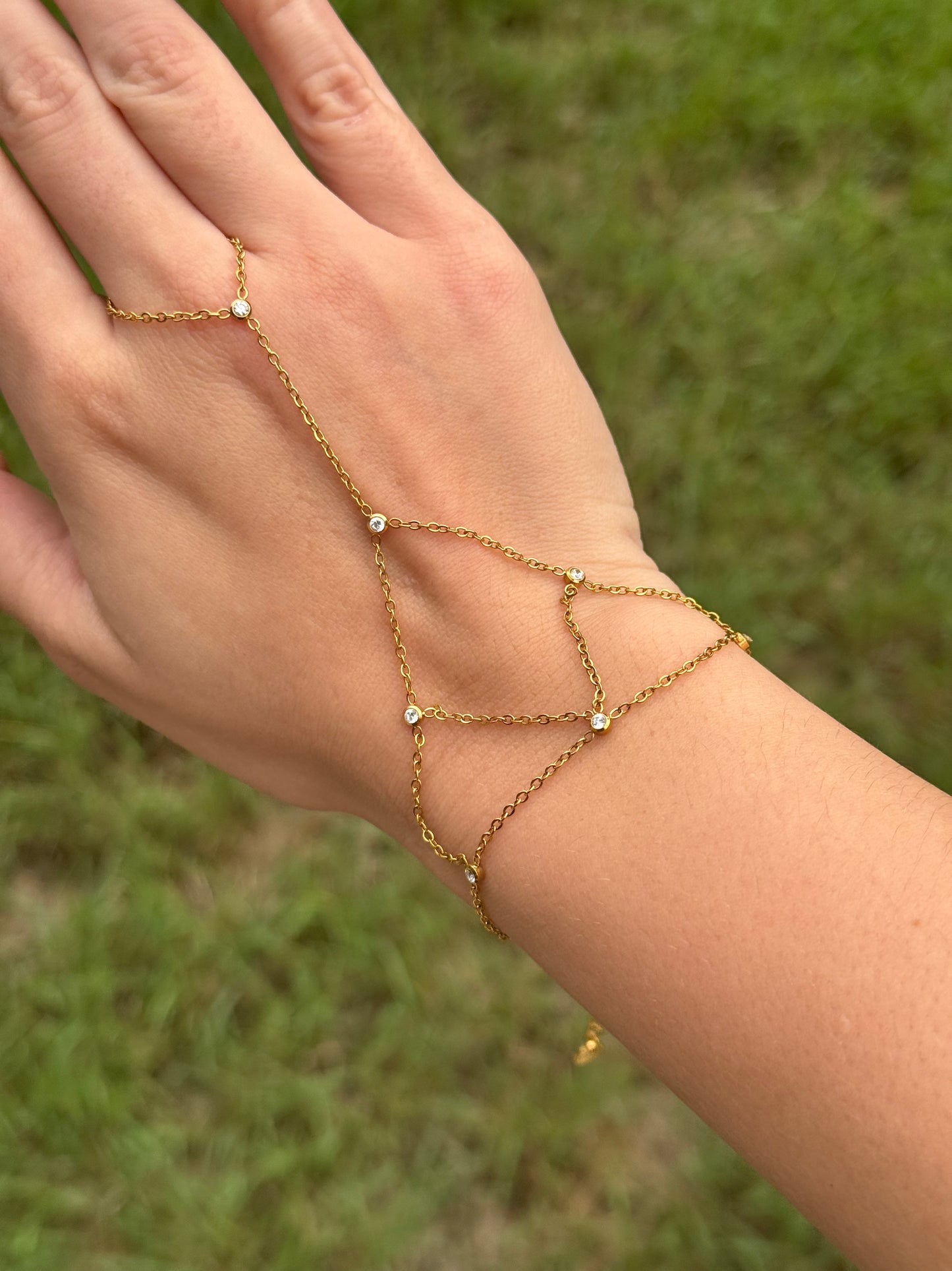 Chleo Hand Chain
