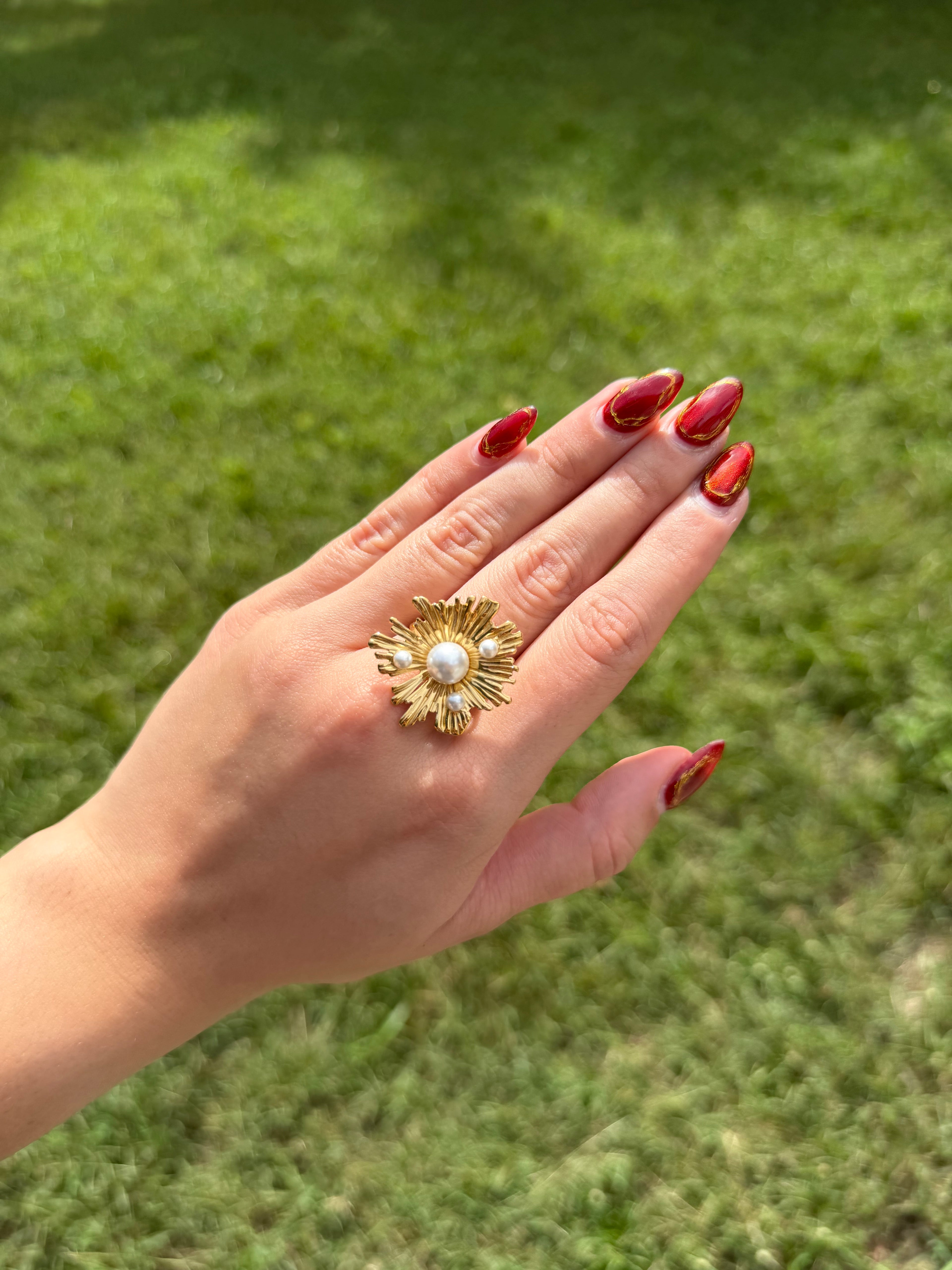 Madre Perla Ring
