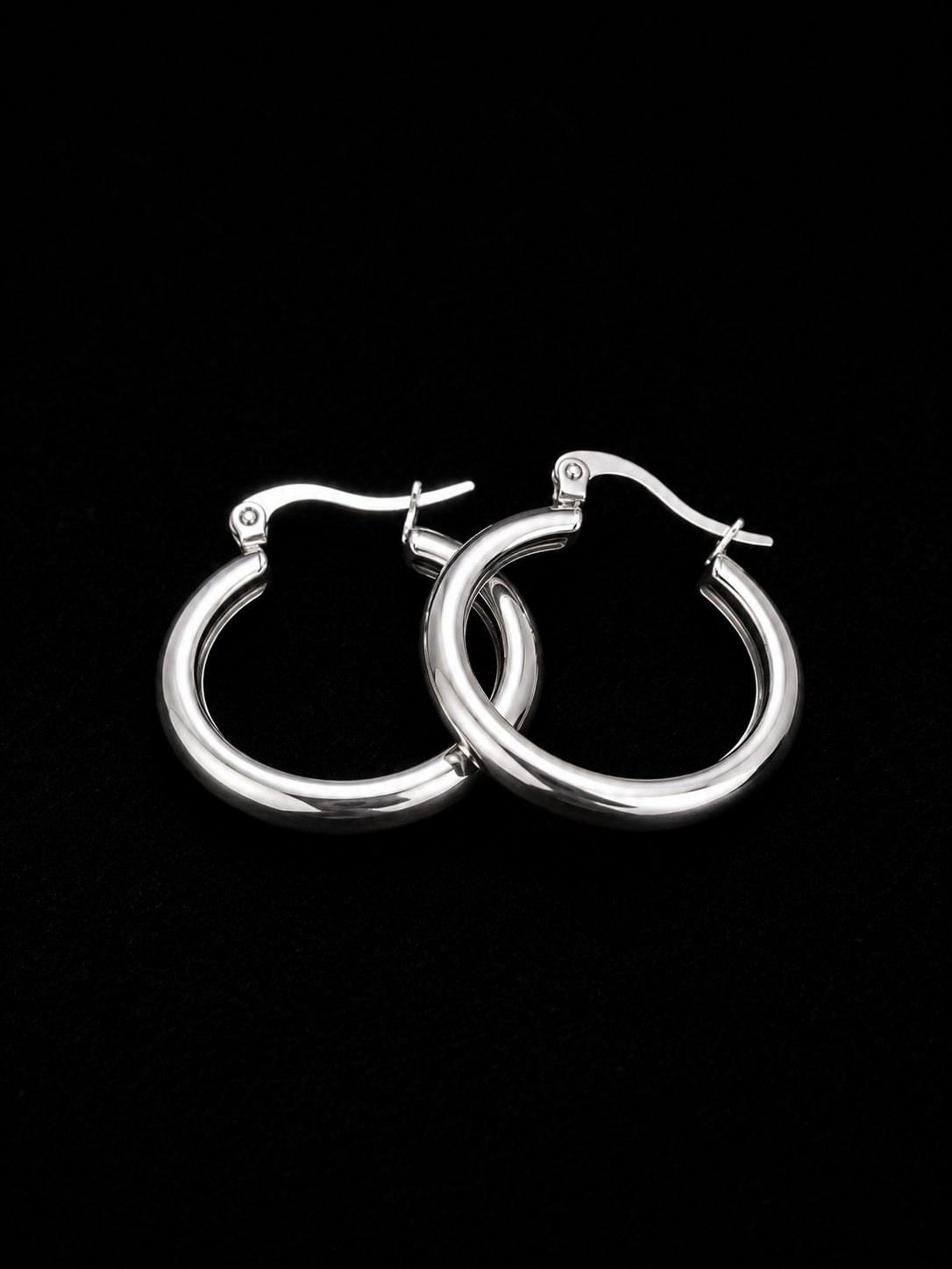 Rem Hoop Earrings (30mm)