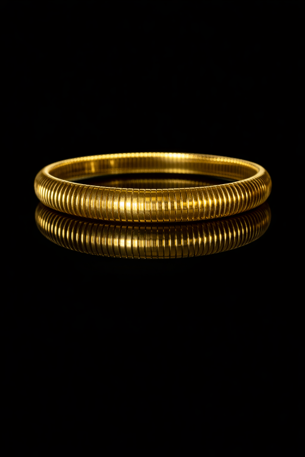 Kana Gold Bangle 62mm