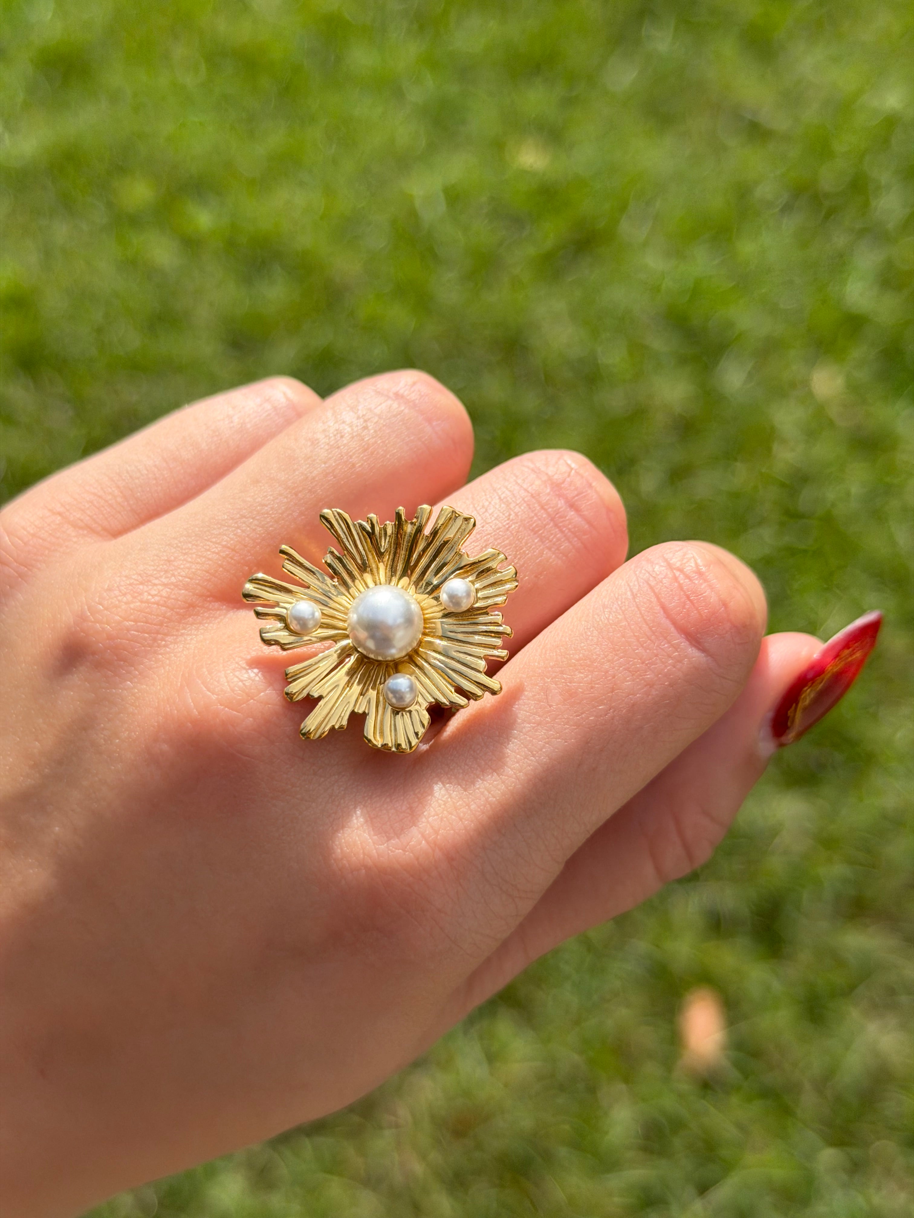 Madre Perla Ring